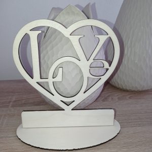 Dekorácia - srdce LOVE - na podstavci